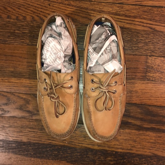 Tan Sperry top siders EUC - Picture 4 of 5